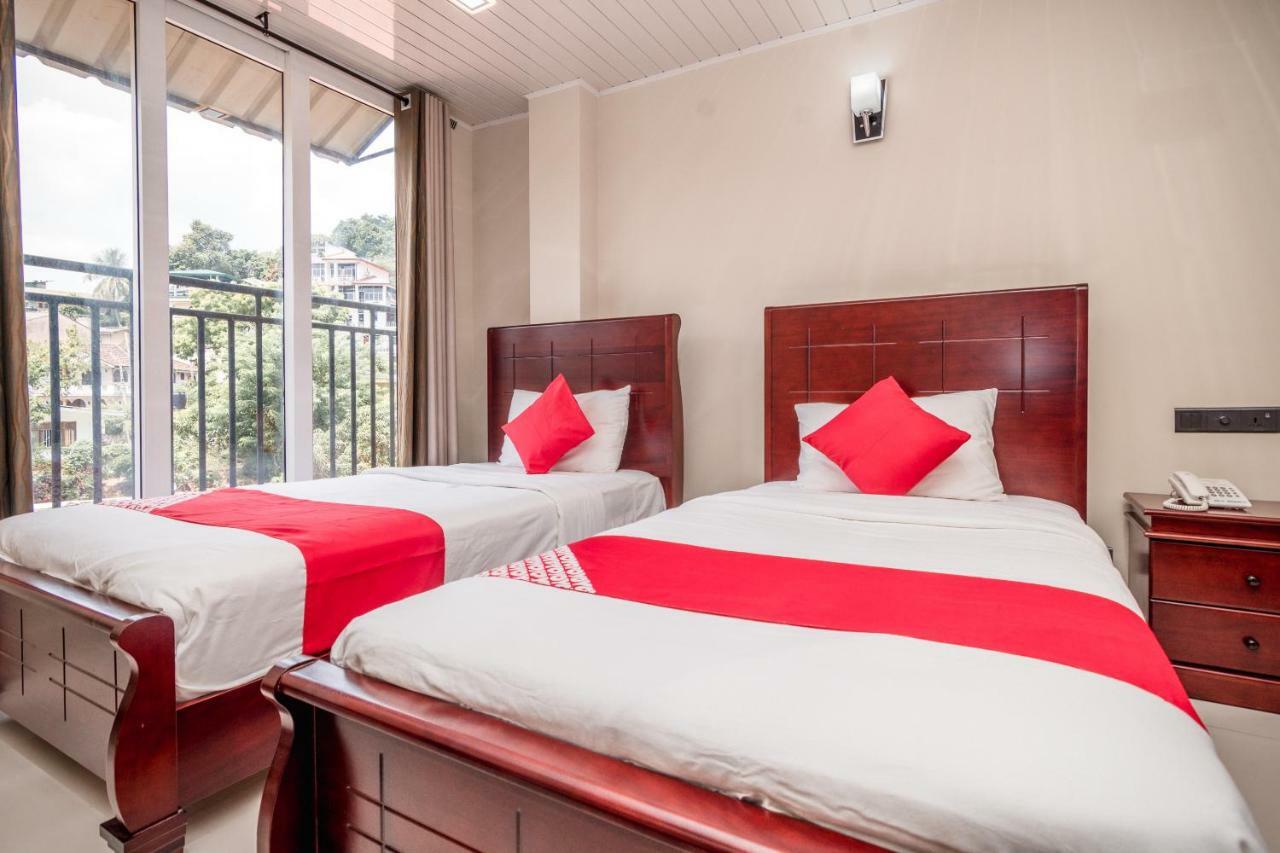 Janora Hills Hotel Kandy Ngoại thất bức ảnh