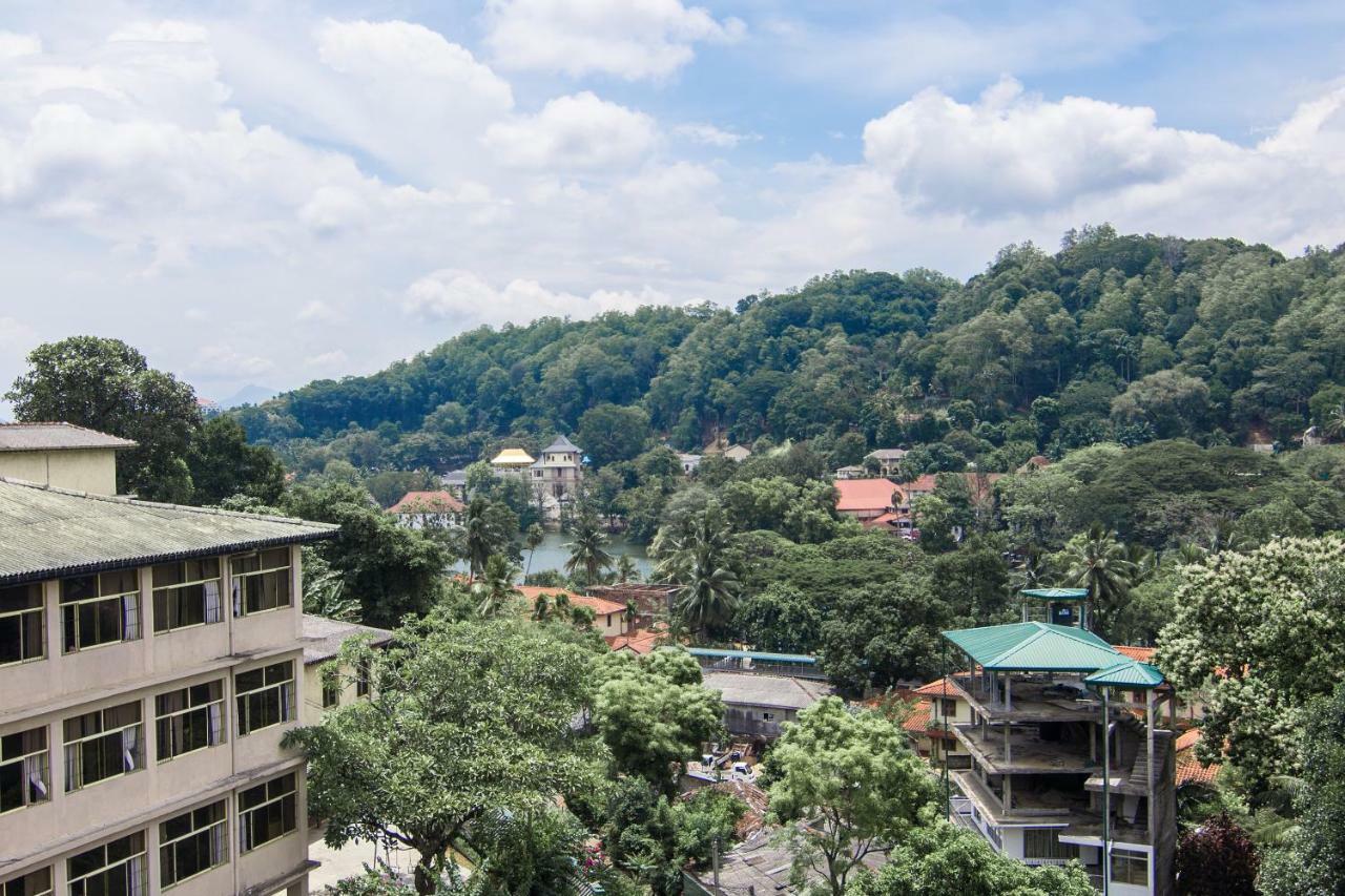 Janora Hills Hotel Kandy Ngoại thất bức ảnh